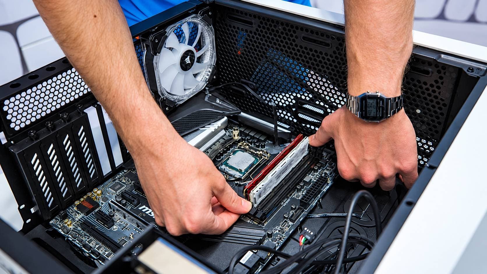 DDR4重出江湖，PC硬件集体向后看
