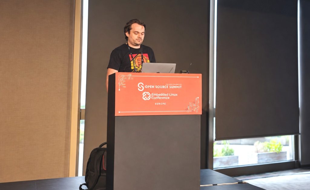 Featued image for: “Don’t use ‘open weight’ and ‘open source’ interchangeably”: Percona CEO on why AI terminology matters